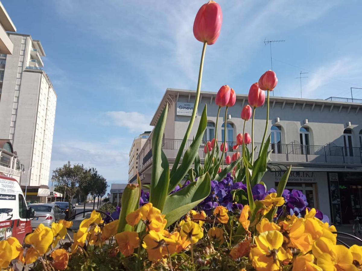 Hotel Ginevra Lido di Jesolo Exterior foto